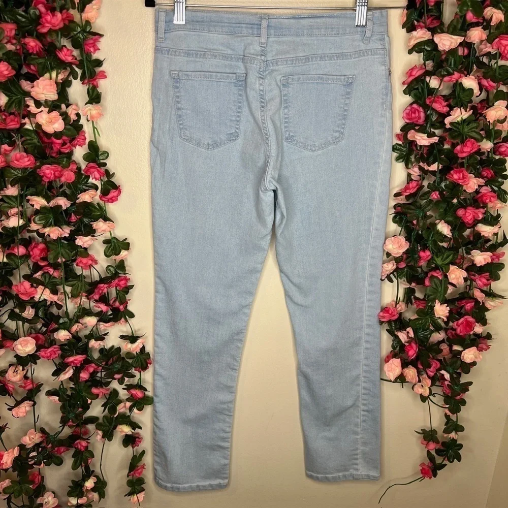 The Children’s Place Light Wash Denim Straight Leg Jeans Girls Casual Comfort 14